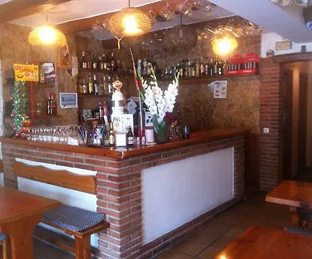 Ribas Hotel *